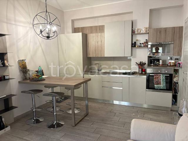 Appartamento in affitto a Lacchiarella, Lombardia