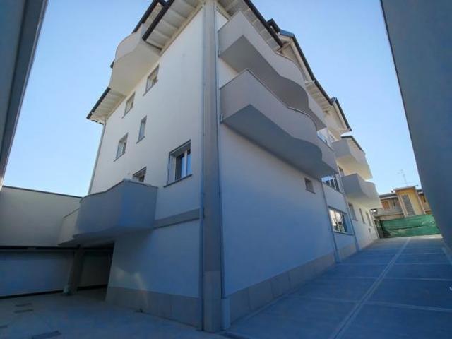 Appartamento in affitto a Magnago, Lombardia