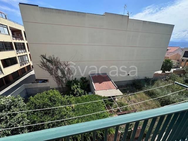 Appartamento in affitto a Sperone, Messina