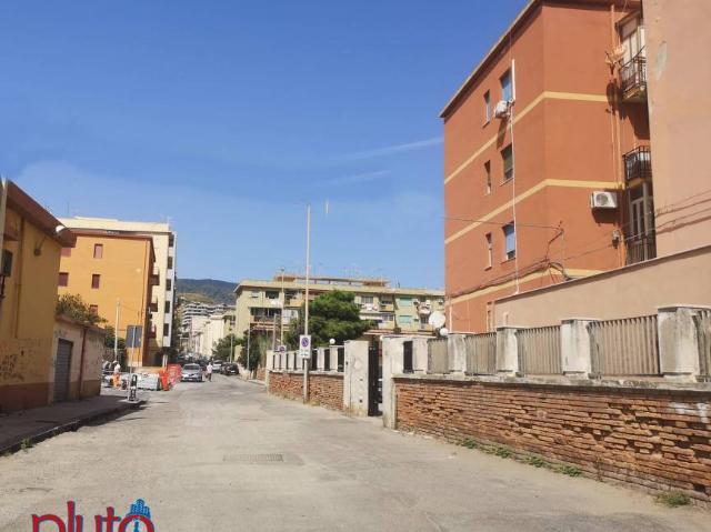 Appartamento in affitto a Rione Condottieri, Messina