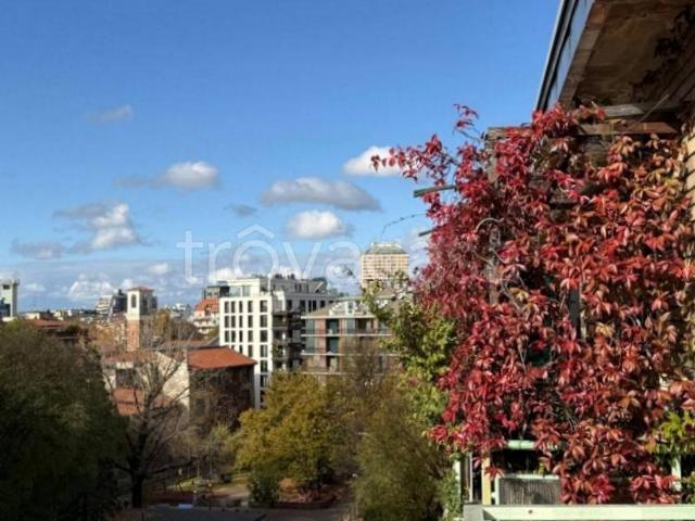 Appartamento in affitto a Centro storico, Milano