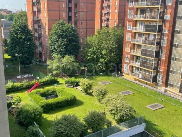 Appartamento in affitto a Municipio 6, Milano