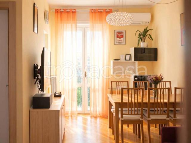 Appartamento in affitto a Municipio 4, Milano