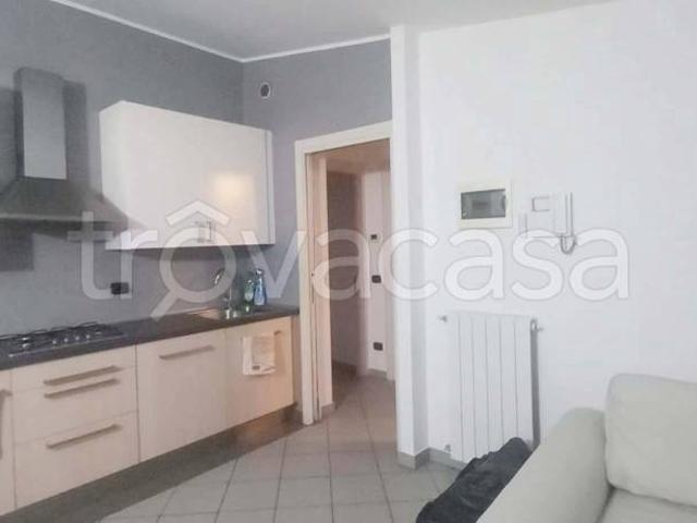 Appartamento in affitto a Municipio 9, Milano