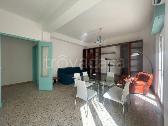 Appartamento in affitto a Calabria, Reggio Calabria