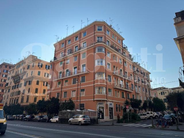 Appartamento in affitto a Municipio Roma II, Roma Capitale