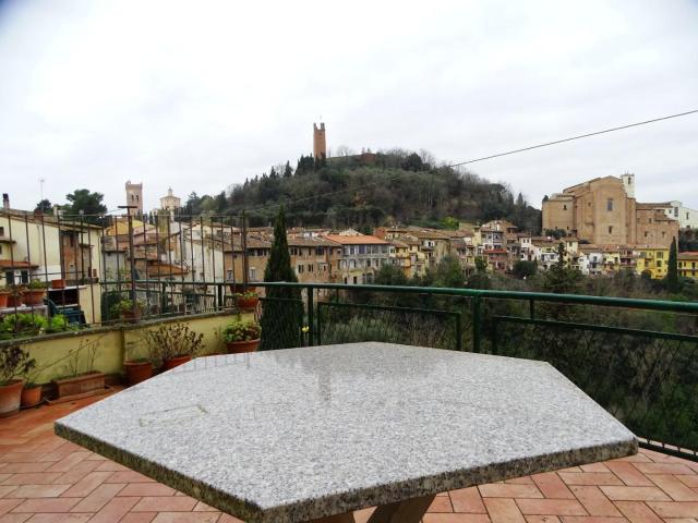 Appartamento in affitto a La Scala, San Miniato