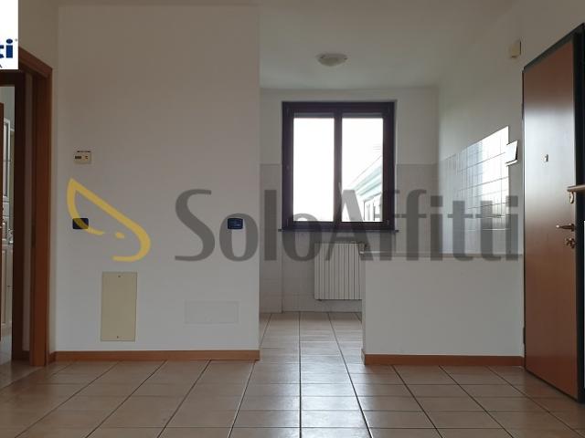 Appartamento in affitto a Solaro, Lombardia