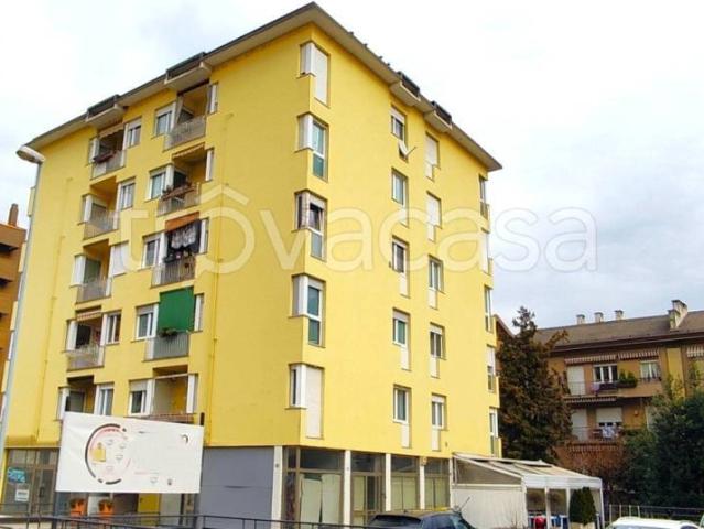 Appartamento in affitto a Territorio Val d'Adige, Trento