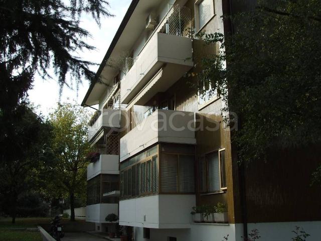 Appartamento in affitto a Paderno, Reana Del Roiale