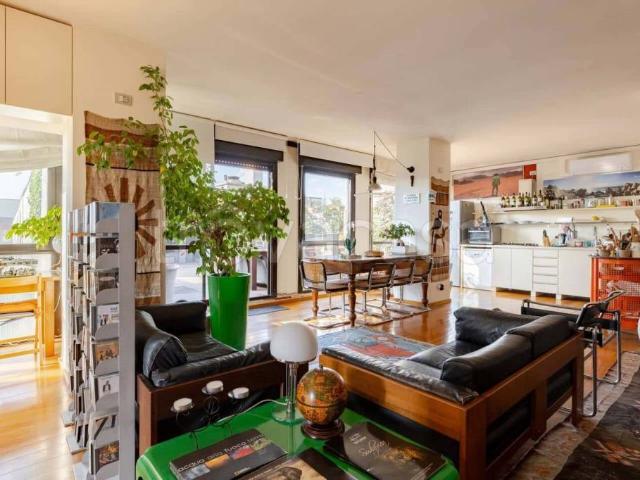 Appartamento in affitto a Ovest, Brenzone