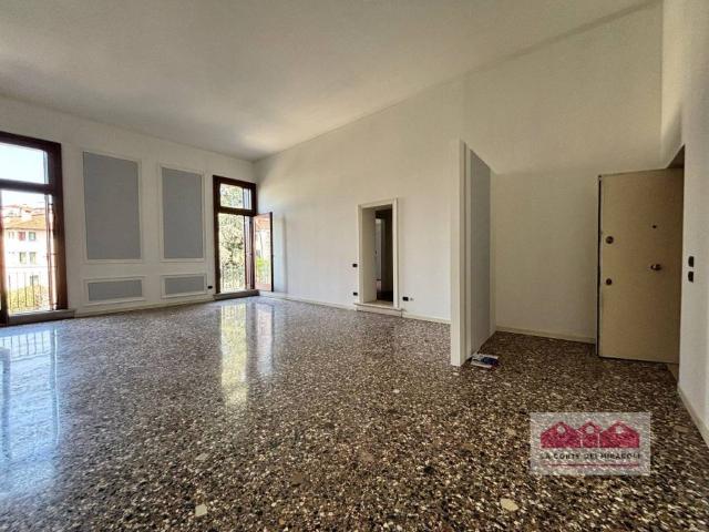Appartamento in affitto a Vicenza, Veneto