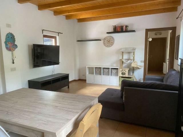Appartamento in affitto a San Martino, Viggiù