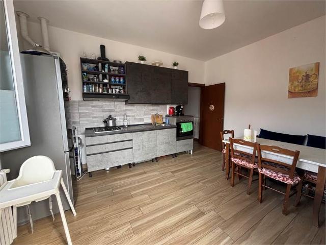 Appartamento in affitto a Borgomanero, Novara
