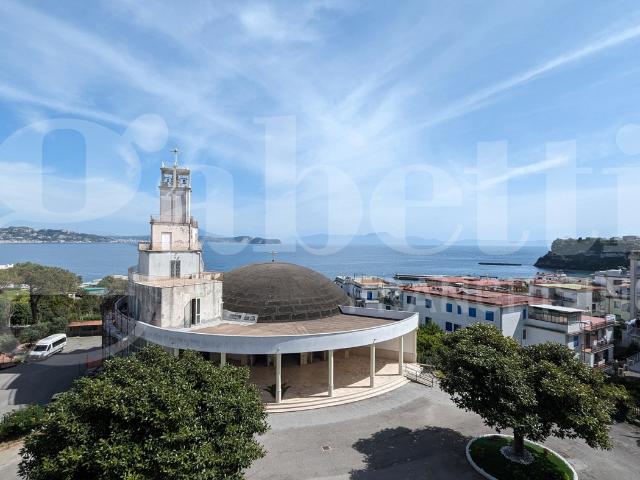 Appartamento in vendita a Bacoli, Campania