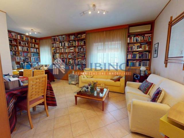 Appartamento in vendita a Municipio 2, Puglia