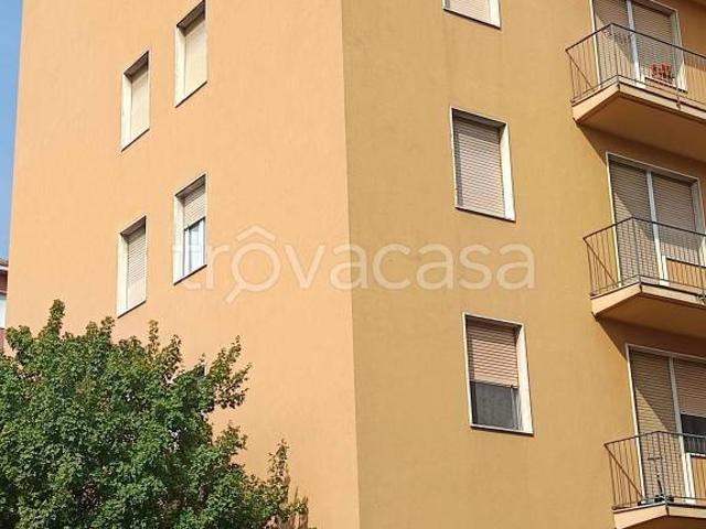 Appartamento in vendita a Bergamo, Lombardia