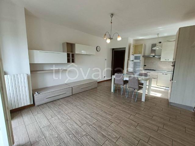 Appartamento in vendita a Monello, Binago