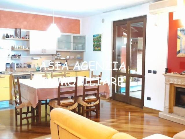 Appartamento in vendita a Borgo San Giacomo, Lombardia