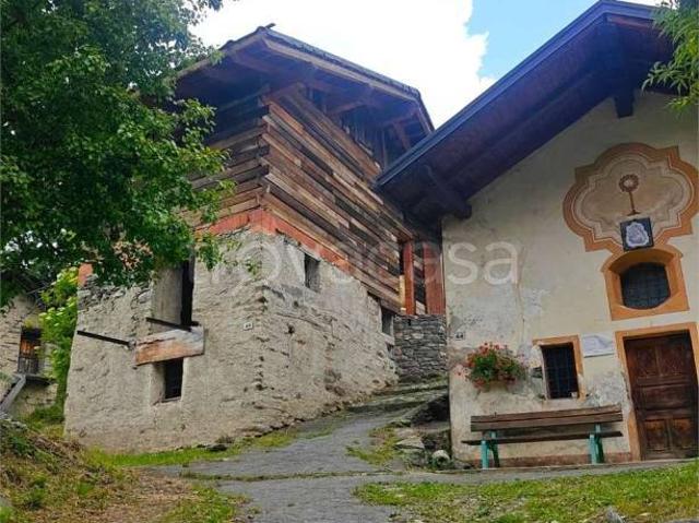 Appartamento in vendita a Brusson, Aosta