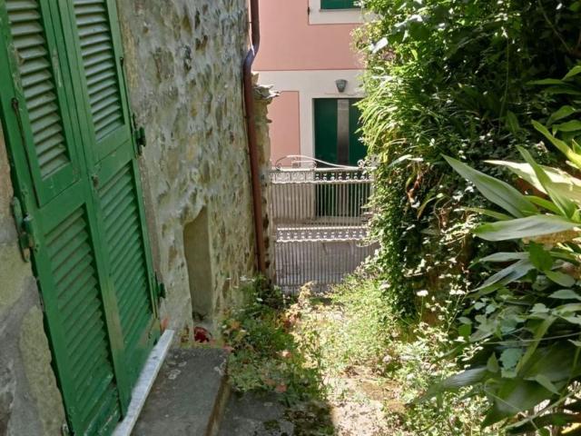 Appartamento in vendita a Calice Al Cornoviglio, Liguria