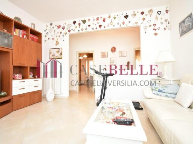 Appartamento in vendita a Camaiore, Toscana
