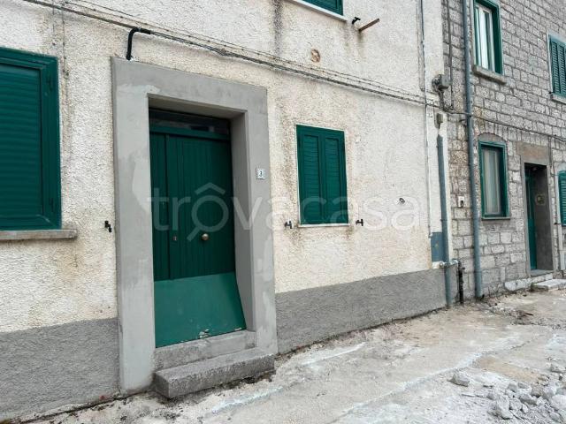 Appartamento in vendita a Capracotta, Molise