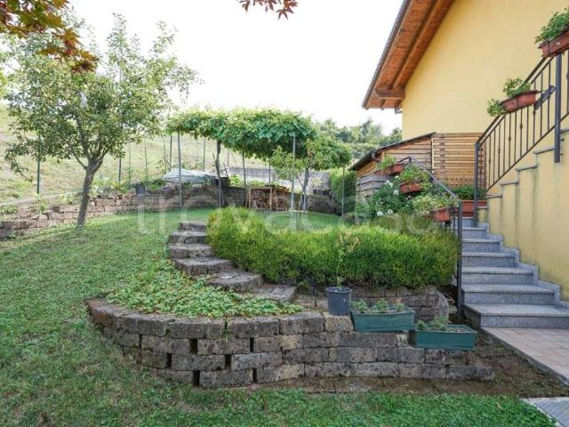 Appartamento in vendita a Caprino Bergamasco, Lombardia