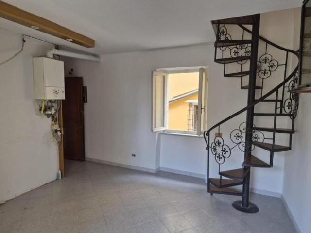 Appartamento in vendita a Carrara, Toscana