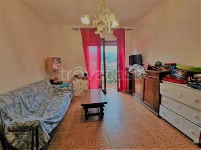 Appartamento in vendita a Pontecimato, Carrara