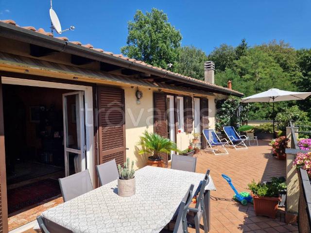 Appartamento in vendita a Casciago, Lombardia