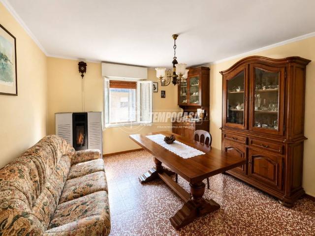 Appartamento in vendita a Appennino Reggiano, Re