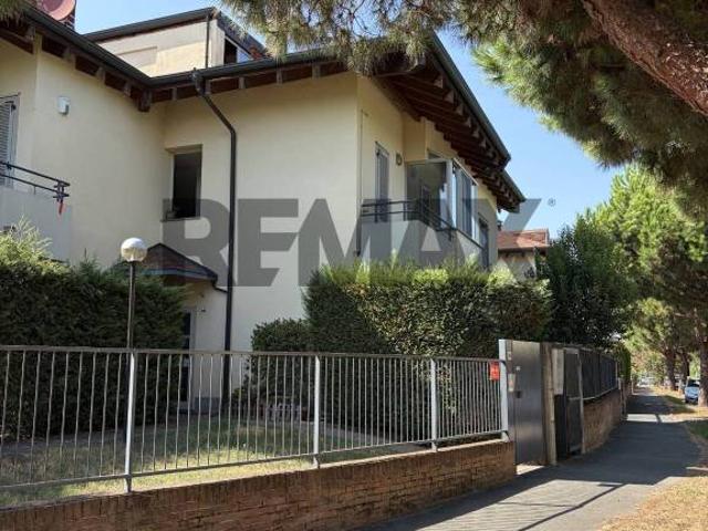 Appartamento in vendita a Cassinetta Di Lugagnano, Lombardia