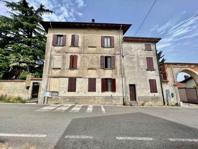 Appartamento in vendita a Castel San Giovanni, Reggio Emilia