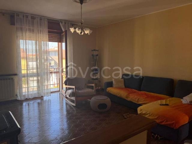 Appartamento in vendita a Castel San Giovanni, Reggio Emilia