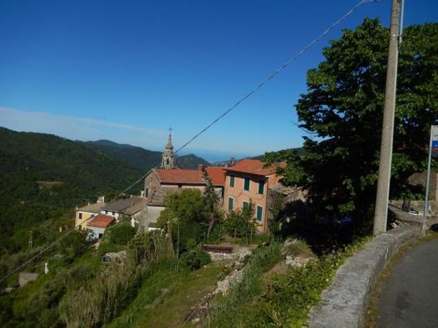 Appartamento in vendita a Castiglione Chiavarese, Liguria