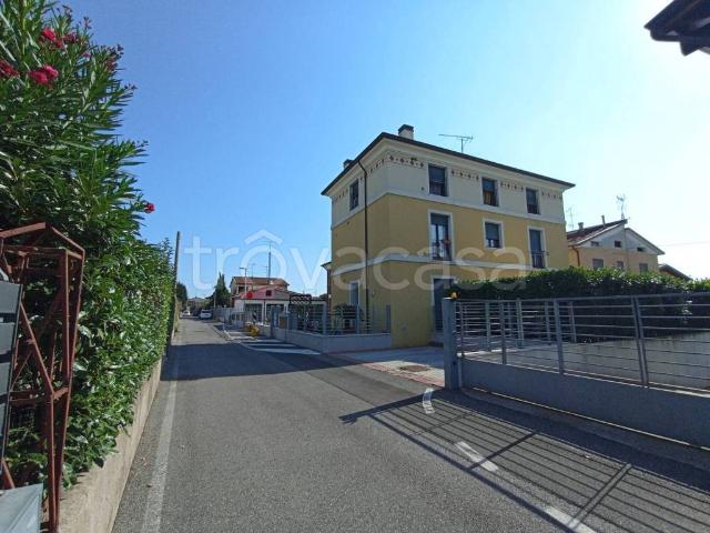 Appartamento in vendita a Castiglione Delle Stiviere, Lombardia