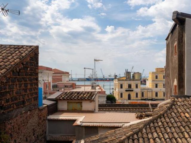 Appartamento in vendita a Centro storico, Catania