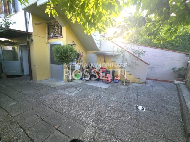 Appartamento in vendita a Lamporecchio, Toscana