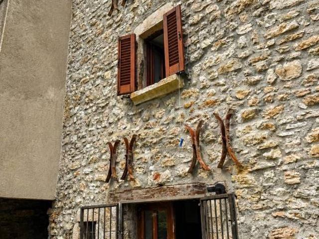 Appartamento in vendita a Cerreto Di Spoleto, Umbria