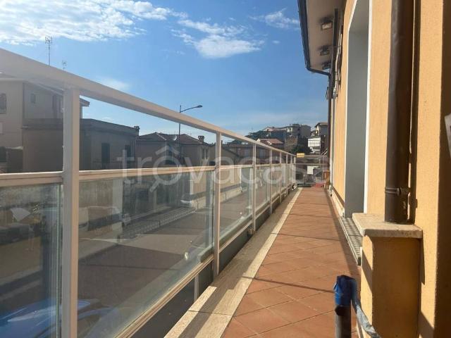Appartamento in vendita a Poggio dell'Asino, Roma Capitale