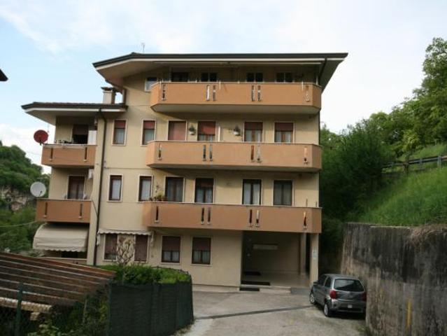Appartamento in vendita a Chiampo, Veneto