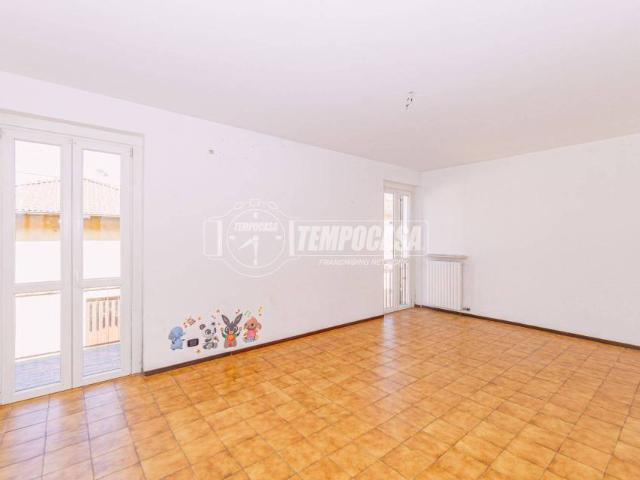 Appartamento in vendita a Cilavegna, Lombardia