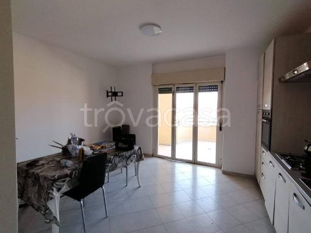Appartamento in vendita a Quartiere San Valentino, Cisterna Di Latina