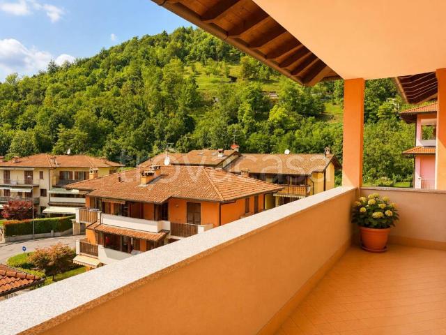Appartamento in vendita a Frere, Clusone
