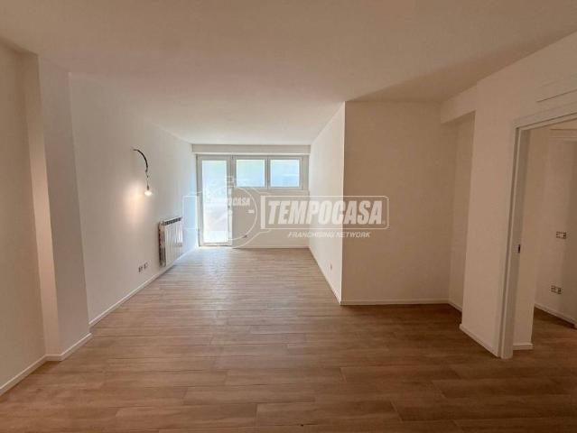 Appartamento in vendita a Sagnino, Como