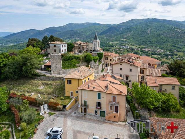Appartamento in vendita a Configni, Lazio