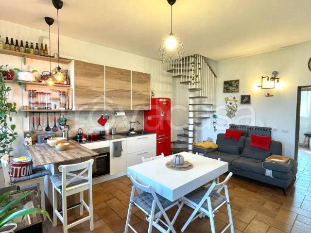 Appartamento in vendita a Corbetta, Lombardia