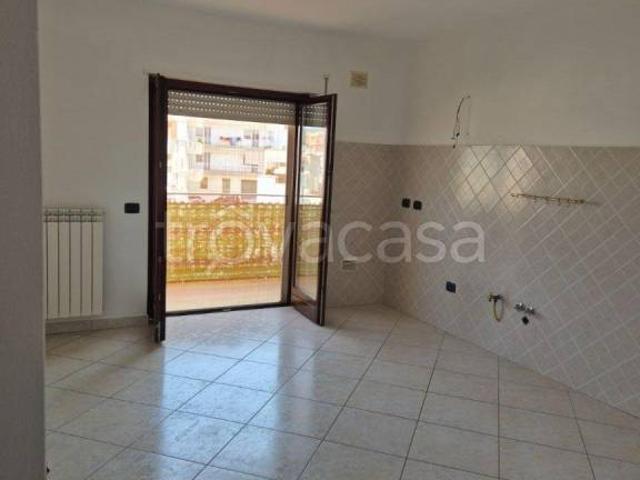 Appartamento in vendita a Crispiano, Taranto