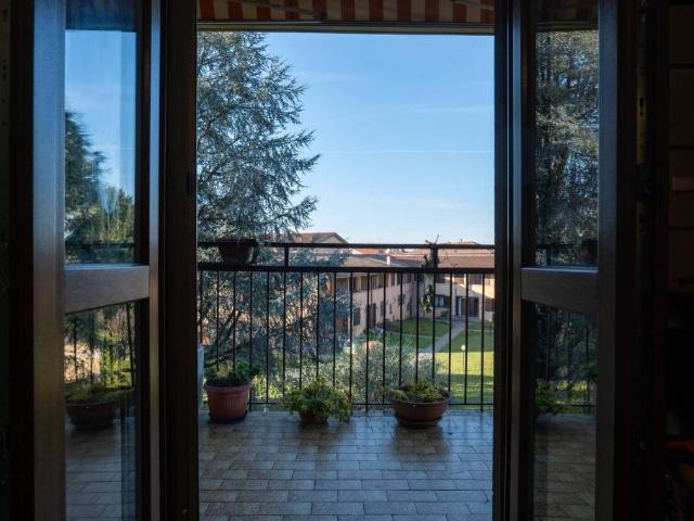 Appartamento in vendita a Mariano al Brembo, Dalmine